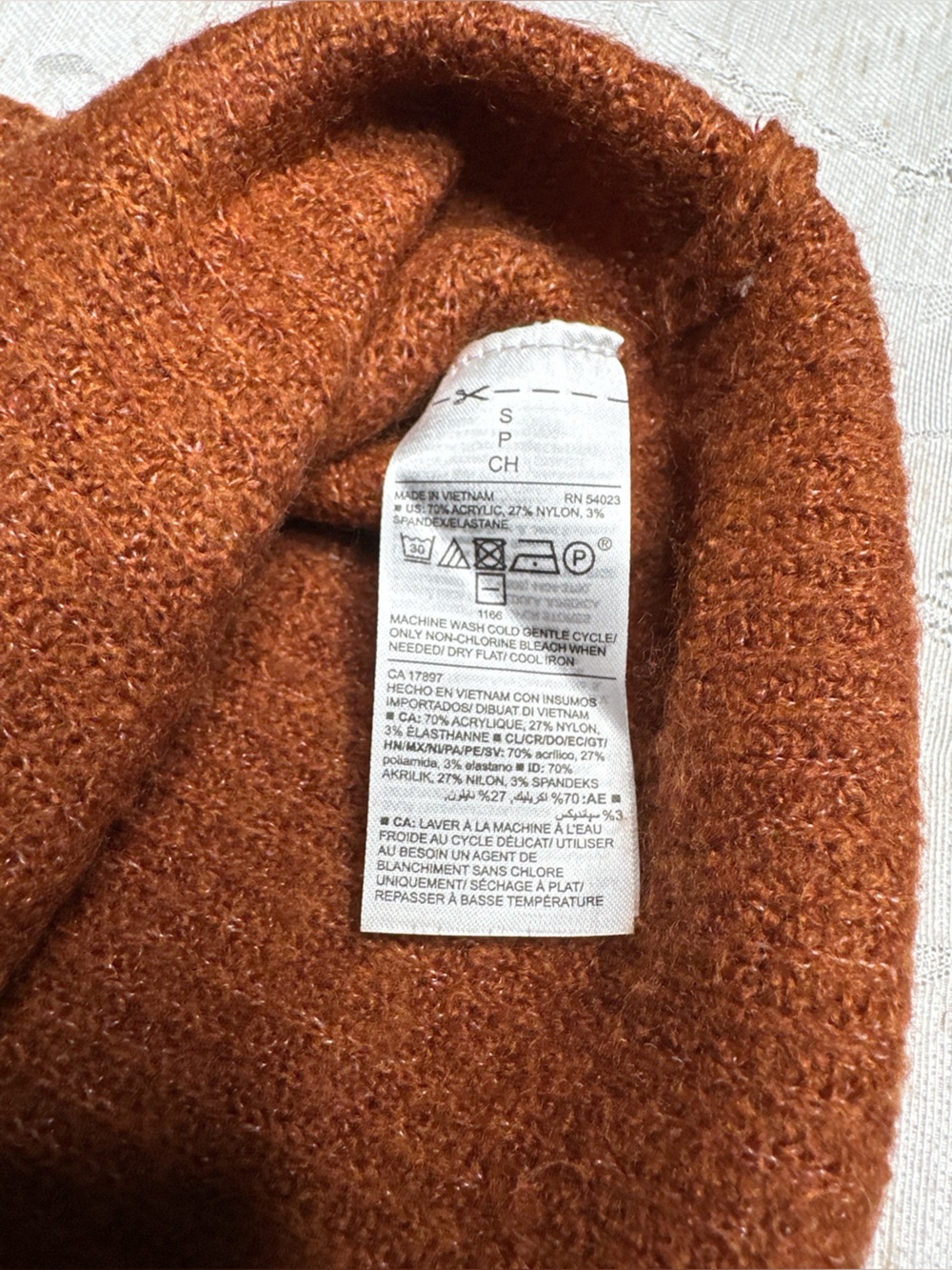 Old Navy Men’s Rust Orange Crewneck Sweater - Picture 3 of 6